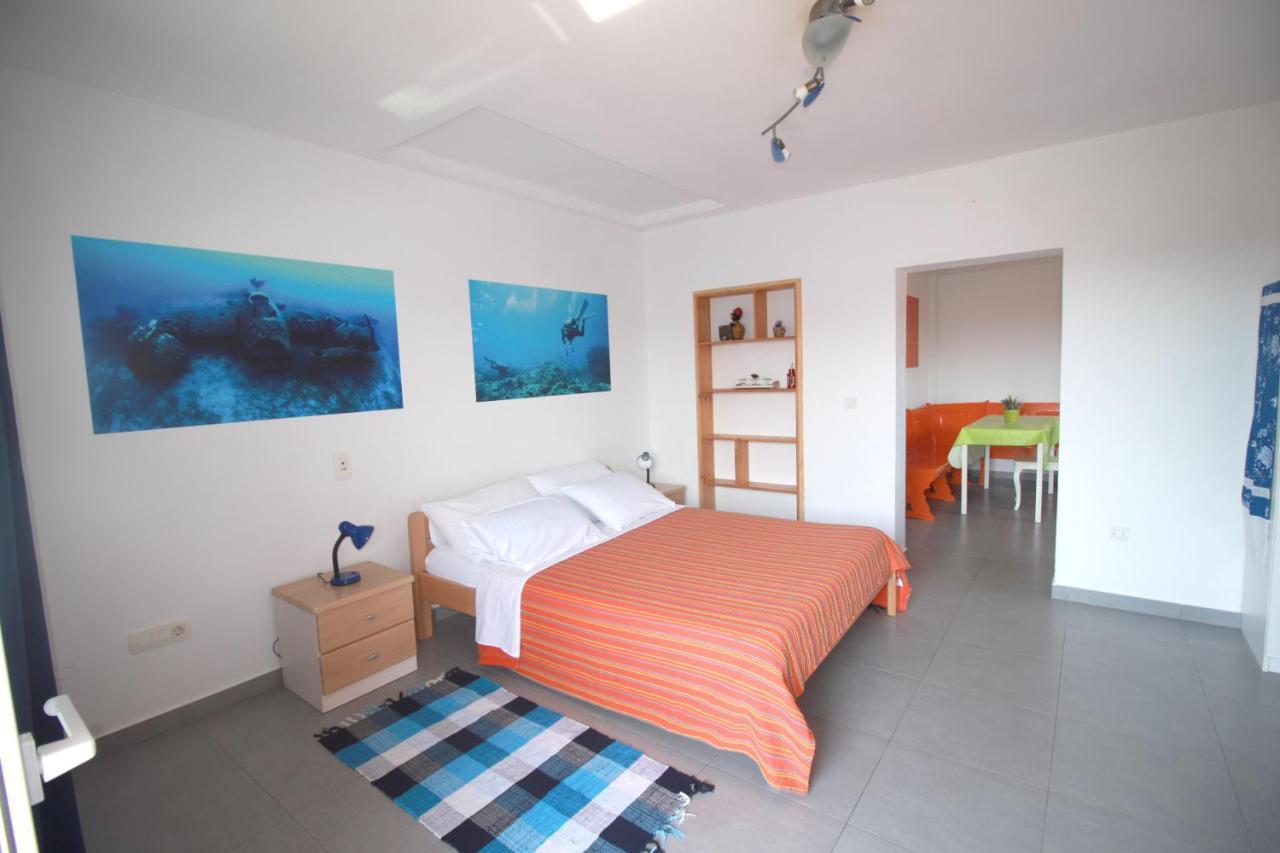Apartmani Zem, Krk Krk Town Buitenkant foto