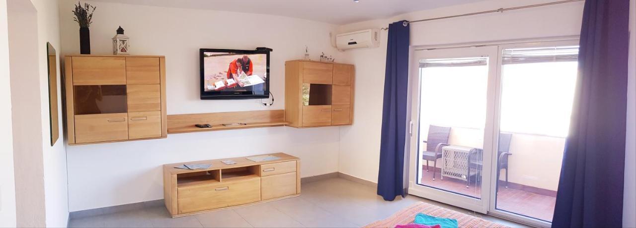 Apartmani Zem, Krk Krk Town Buitenkant foto