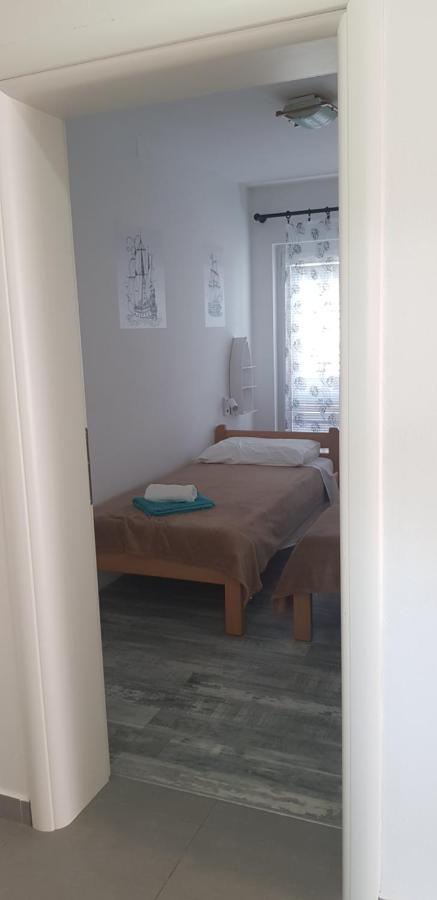 Apartmani Zem, Krk Krk Town Buitenkant foto